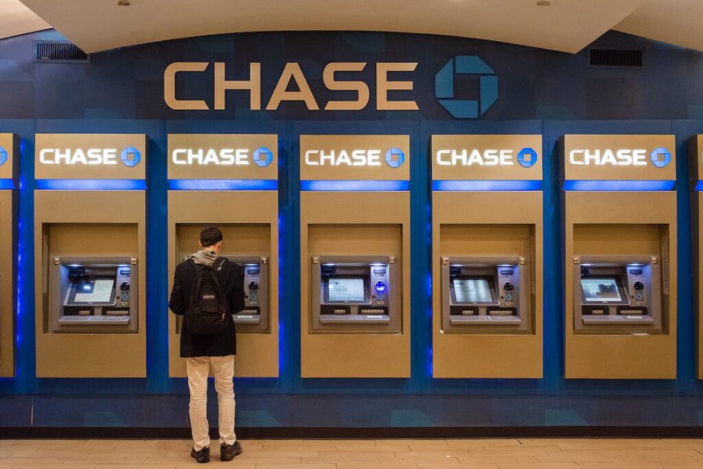 p.c pexels.com ..chase logo